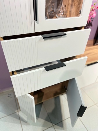 "Грейс" витрина  дуб вотан/бежевый софт тач "Грейс" витрина  дуб вотан/бежевый софт тач