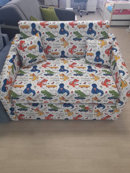 Диван детский "Дашенька"  Диван детский "Дашенька"