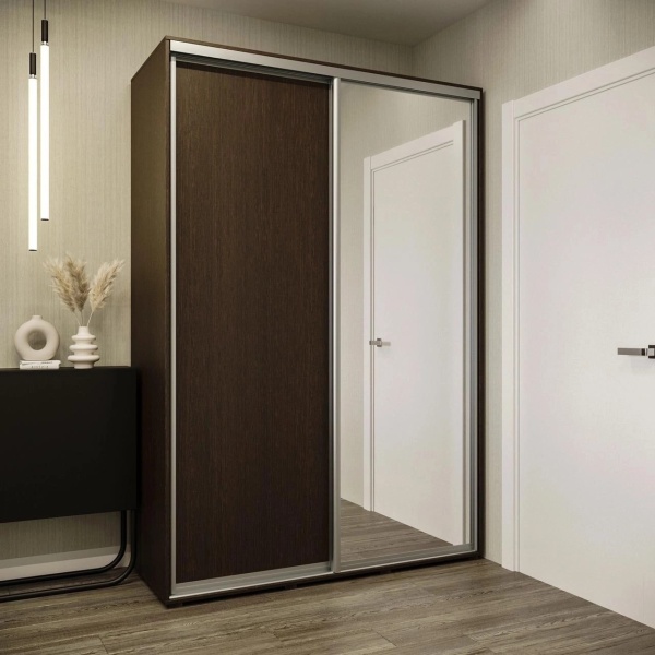 Шкаф -купе "Фаворит" 1200 С ЗЕРКАЛОМ Шкаф -купе "Фаворит" 1200 С ЗЕРКАЛОМ