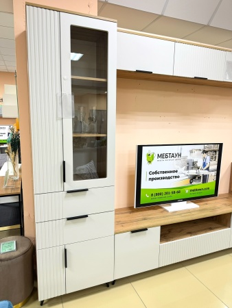 "Грейс" витрина  дуб вотан/бежевый софт тач "Грейс" витрина  дуб вотан/бежевый софт тач