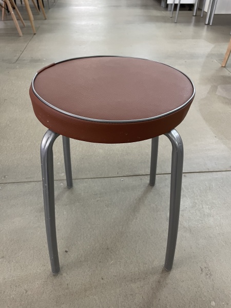 Табурет "Фабрик 2" без обода на 4-х опорах (сид.круг) МФ "Ника" г. Ижевск