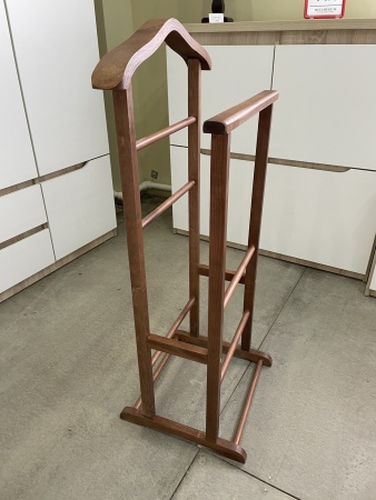 Вешалка Напольная двойная ( цвет в ассортименте) Вешалка Напольная двойная ( цвет в ассортименте)