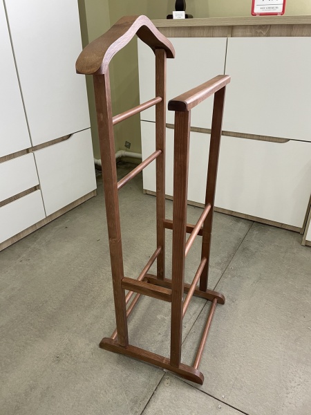 Вешалка Напольная двойная ( цвет в ассортименте) Вешалка Напольная двойная ( цвет в ассортименте)