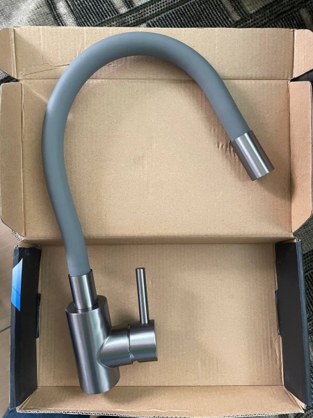 Смеситель 1 руч. ( A 54101N -15A ) в ассортименте/ шланг силиконовый Смеситель 1 руч. ( A 54101N -15A ) в ассортименте/ шланг силиконовый