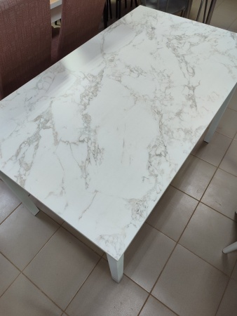 Стол "Эльдо"  пластик кв.ноги черный/ цвет в ассортименте