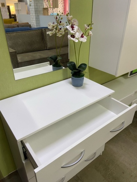 Комод "Белла 800" (806*433*825) белый  Комод "Белла 800" (806*433*825) белый