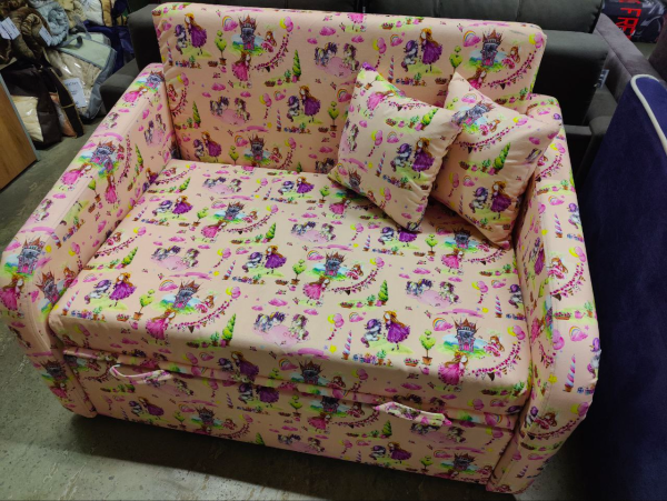 Диван детский "Дашенька"  Диван детский "Дашенька"