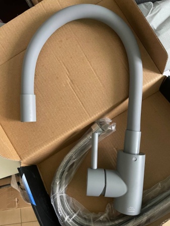 Смеситель 1 руч. ( A 54101N -12A ) серый корпус/серый шланг силиконовый Смеситель 1 руч. ( A 54101N -12A ) серый корпус/серый шланг силиконовый