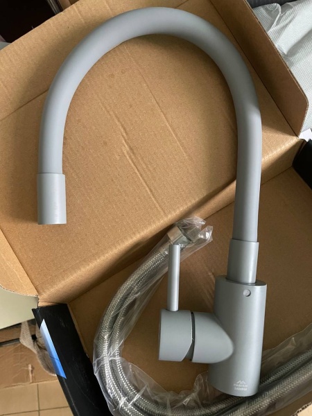 Смеситель 1 руч. ( A 54101N -12A ) серый корпус/серый шланг силиконовый Смеситель 1 руч. ( A 54101N -12A ) серый корпус/серый шланг силиконовый